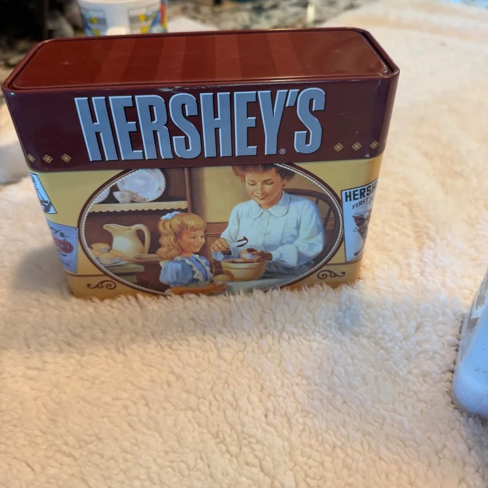 Vintage‎ Recipe Tin Lot Hershey Philadelphia Cupcakes Casserole w Recipe Cards